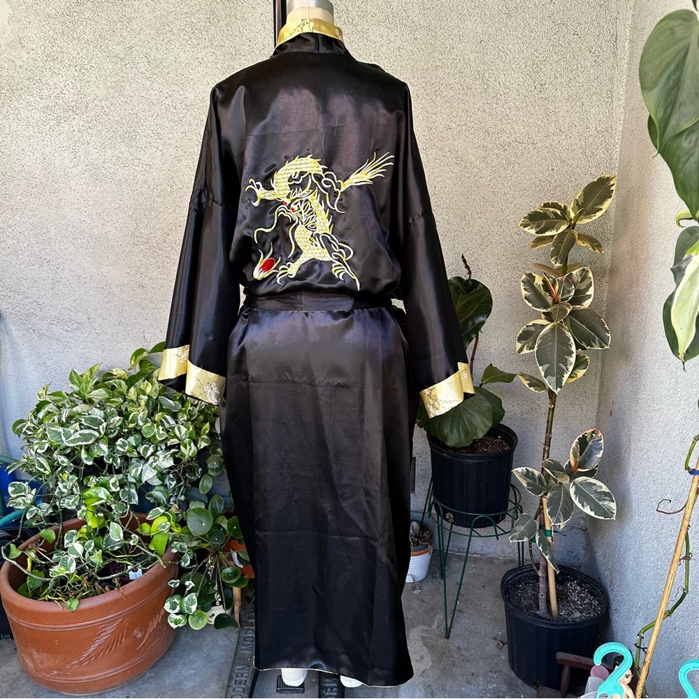 Embroidered Dragon Reversible Black and Gold Long Kimono